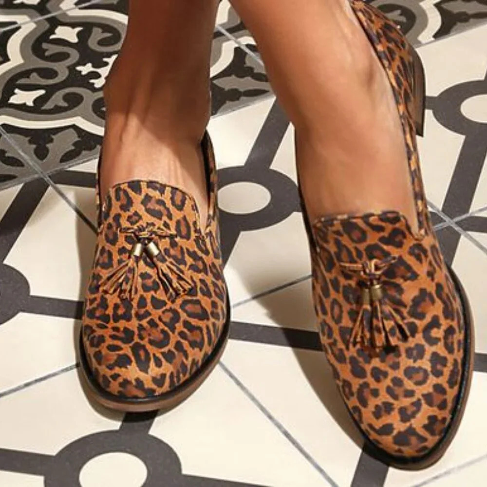 Girotti Slip On Leather Tassel Loafers in Leopard Print - Size 40 EU 9 1/2 US